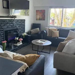 https://4-bed-upper-level-kits-home.richmond-hotels.com